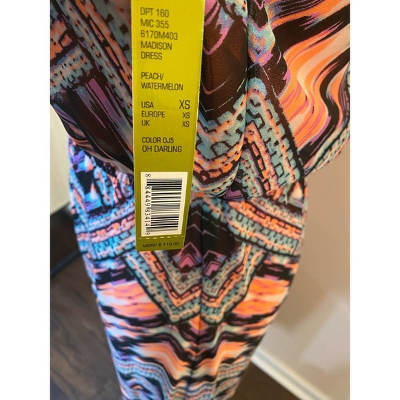 Gianni Bini Geometric Maxi Dress NWT HOST PICK - Picture 14 of 15
